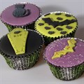 25 Foil Lined Spiderweb Baking Cases Alternative Image